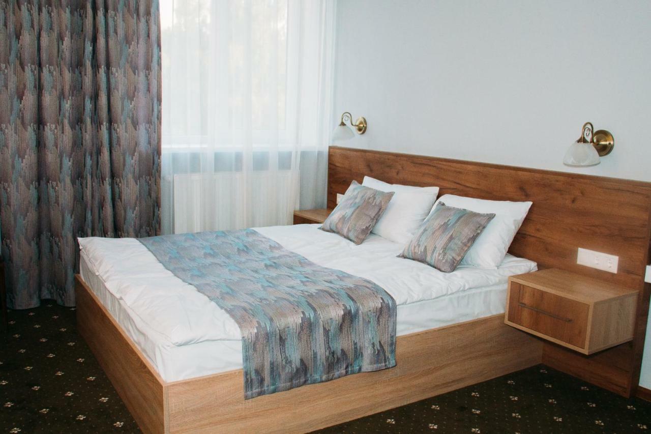 Rioro Hotel Myrhorod Exterior photo