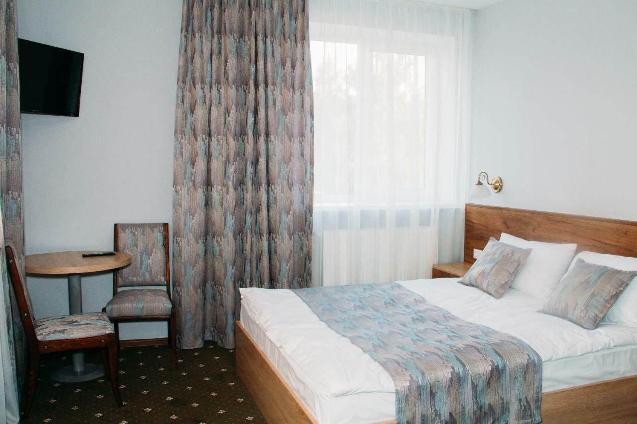 Rioro Hotel Myrhorod Exterior photo