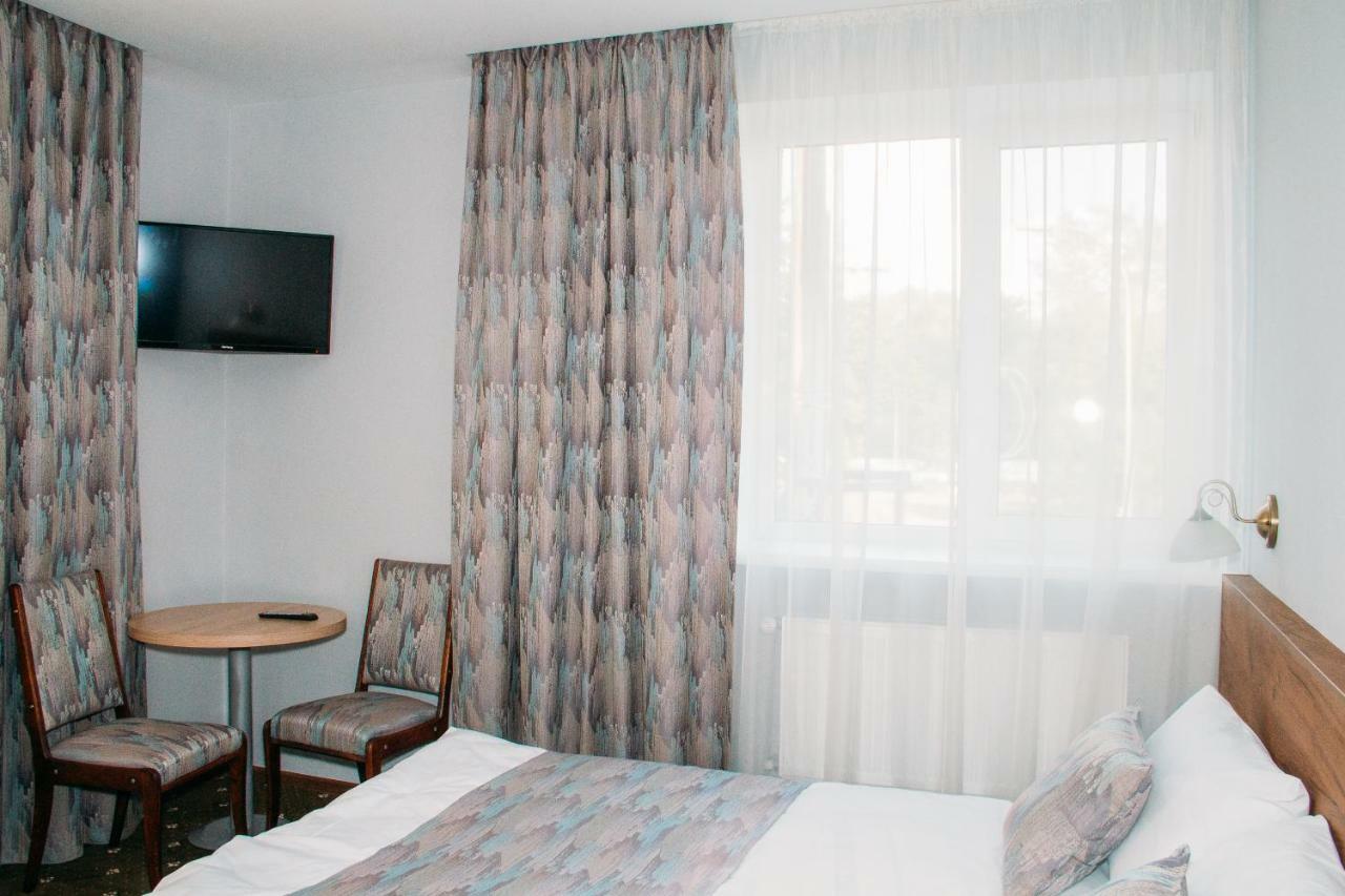 Rioro Hotel Myrhorod Exterior photo